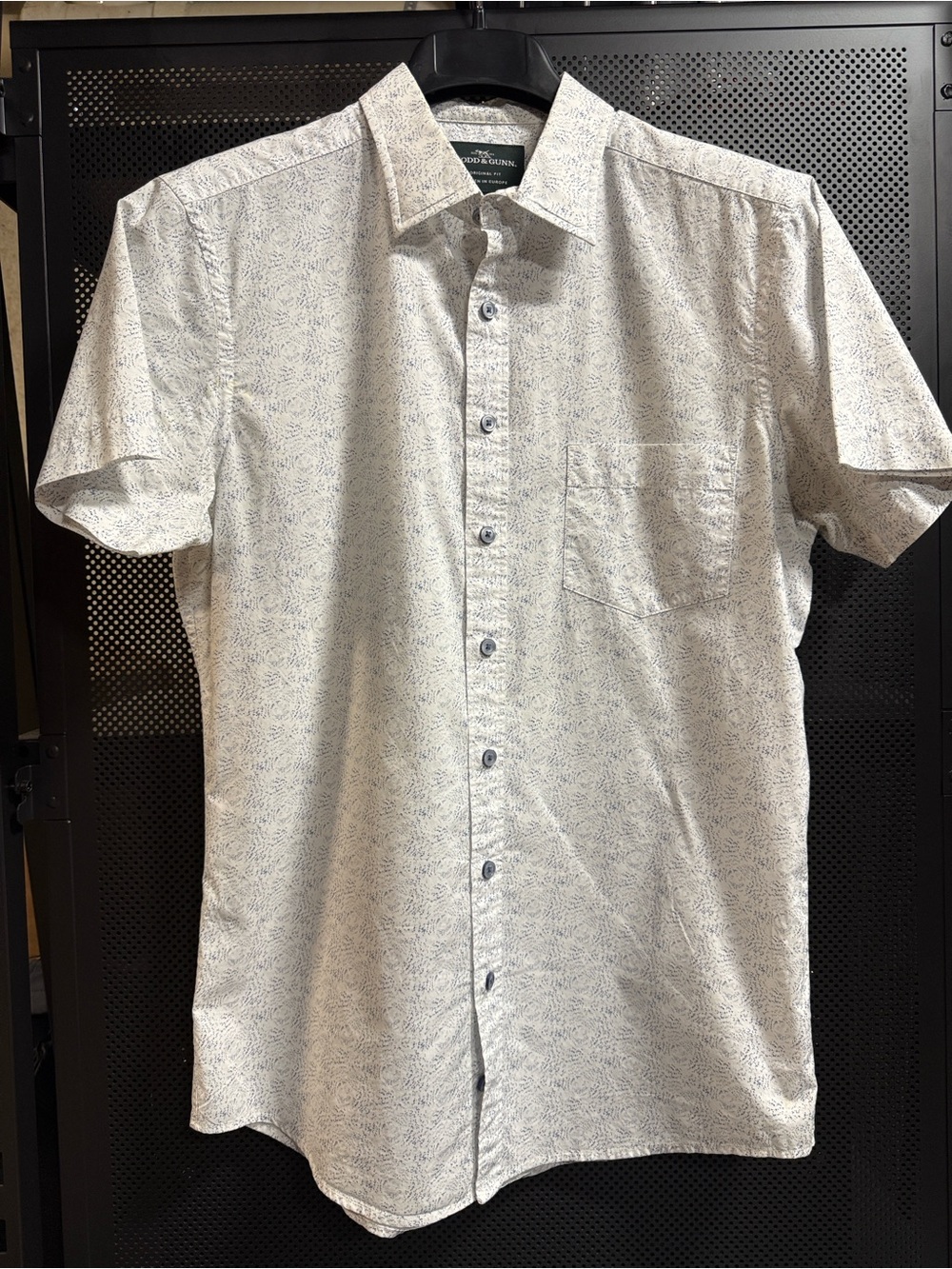 Rodd & Gunn White Short-Sleeve Button-Down with Light Navy Microprint - Picture 5 of 5